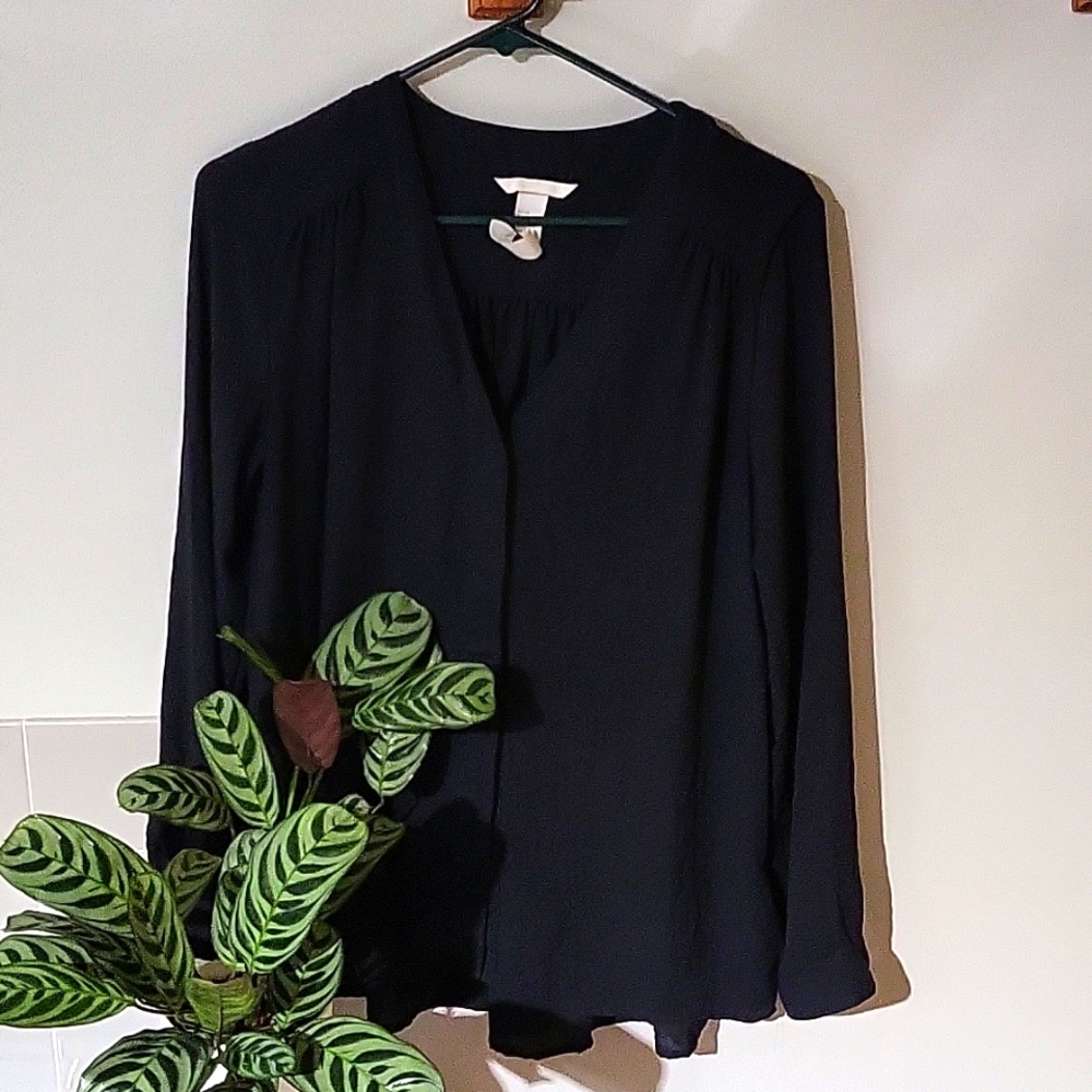 H&M Black long sleeved top